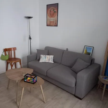 A Haven Of Peace In The Historic Downtown Area La Rochelle (Charente-Maritime)